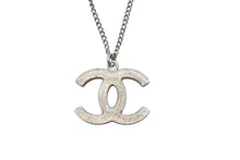 Load image into Gallery viewer, 極美品 CHANEL シャネル ココマーク ネックレス アクセサリー メタル スクエアラインストーン シルバー 9.0g 中古 4b001365