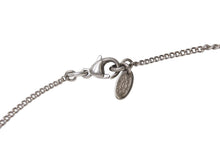 Load image into Gallery viewer, CHANEL シャネル ココマーク ネックレス アクセサリー 08V刻印 メタル ラインストーン 5.6g シルバー 美品 中古 4b001368