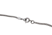Load image into Gallery viewer, CHANEL シャネル ネックレス ココマーク アクセサリー C17V刻印 フランス製 メタル シルバー ブラック 美品 中古 4b001370