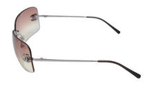 Load image into Gallery viewer, CHANEL シャネル リムレス サングラス 4017-D c.124/89 サイズ62□17 120 ココマーク ラインストーン ブラウン系 美品 中古 4b001377