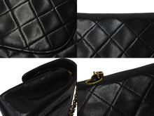 Load image into Gallery viewer, CHANEL シャネル マトラッセ23 Wフラップ Wチェーン ショルダーバッグ 5番台 ラムスキン ココマーク ブラック ゴールド金具 美品 中古 4b001380