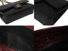 Load image into Gallery viewer, CHANEL シャネル マトラッセ23 Wフラップ Wチェーン ショルダーバッグ 5番台 ラムスキン ココマーク ブラック ゴールド金具 美品 中古 4b001380