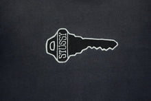 画像をギャラリービューアに読み込む, OLD STUSSY オールドステューシー VINTAGE ヴィンテージ 90's 半袖Tシャツ サイズS 鍵モチーフ サンフェード ネイビー系 良品 中古 4b001431
