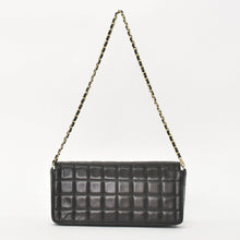 画像をギャラリービューアに読み込む, 極美品 CHANEL シャネル チョコバー チェーン ショルダーバッグ ラムスキン 黒×ゴールド レディース 7番台 中古 4a001447