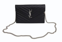 画像をギャラリービューアに読み込む, SAINT LAURENT サンローラン キルティング チェーンショルダーバック 377828 レザー ブラック ゴールド金具 美品 中古 4b001470