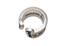 画像をギャラリービューアに読み込む, CHROME HEARTS クロムハーツ ラージ スクロースラベル リング 13.5号 重量約16.8g シルバー925 美品 中古 4b001503