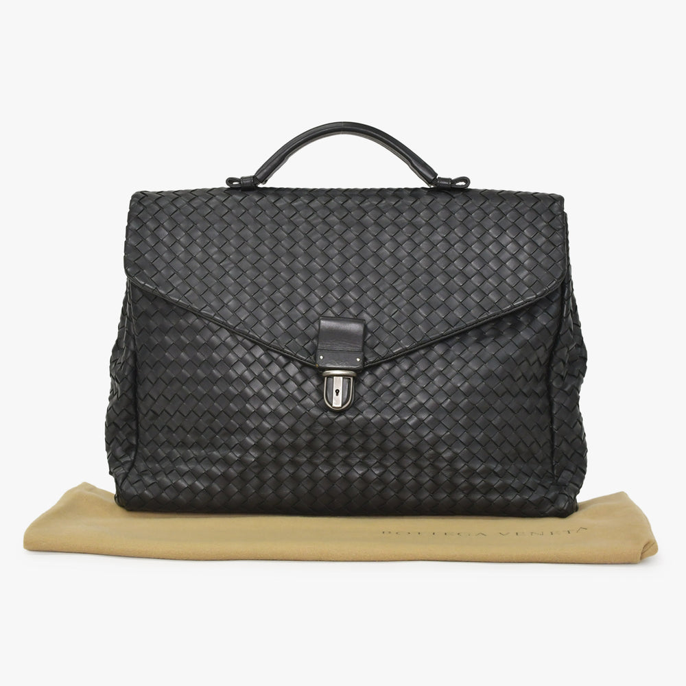 BOTTEGAVENETA ボッテガヴェネタ イントレチャート ビジネスバッグ ブリーフケース 113095 B03055888T ブラック フラップ 美品 中古 4a001606