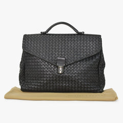 BOTTEGAVENETA ボッテガヴェネタ イントレチャート ビジネスバッグ ブリーフケース 113095 B03055888T ブラック フラップ 美品 中古 4a001606