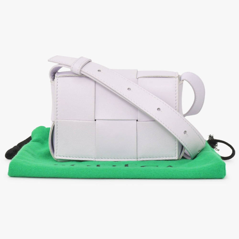 極美品 BOTTGA VENETA ボッテガヴェネタ カセット マキシ イントレチャート Shoulder Bag ショルダーバッグ 666688 VMAY1 9009 中古 4a001611