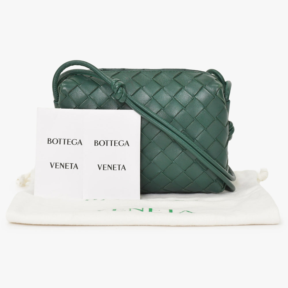 BOTTEGAVENETA ボッテガヴェネタ MINI LOOP ミニ ループ カメラバッグ ショルダーバッグ 723547 イントレチャート グリーン 美品 中古 4a001615