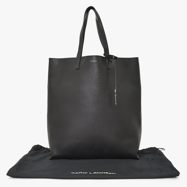 Very Good Condition SAINT LAURENT Saint Laurent Punching Logo Tote Bag Leather Black Black Leather Cut Good Condition Used 4a001616