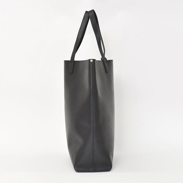 Very Good Condition SAINT LAURENT Saint Laurent Punching Logo Tote Bag Leather Black Black Leather Cut Good Condition Used 4a001616
