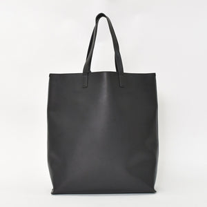 Very Good Condition SAINT LAURENT Saint Laurent Punching Logo Tote Bag Leather Black Black Leather Cut Good Condition Used 4a001616