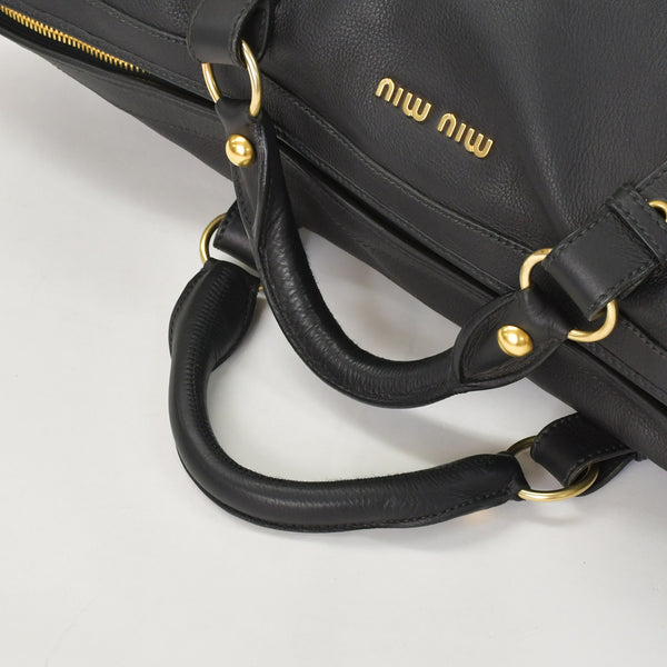 極美品 MIU MIU ミュウミュウ ブラック レザー ハンドバッグ VITRLLO LUX 2WAY ゴールド金具 中古 4a001642