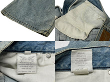 Load image into Gallery viewer, 極美品 ROBIN'S JEAN ロビンズジーン ヴィンテージ加工 フレアデニムパンツ D5095 刺繍 スタッズ ライトインディゴ サイズ34 中古 4b001684
