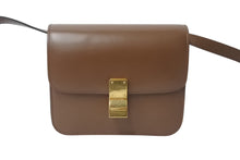 画像をギャラリービューアに読み込む, CELINE セリーヌ クラシックボックス ショルダーバッグ カーフスキン ブラウン イタリア製 ゴールド金具 美品 中古 4b001708
