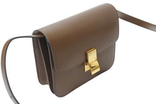 画像をギャラリービューアに読み込む, CELINE セリーヌ クラシックボックス ショルダーバッグ カーフスキン ブラウン イタリア製 ゴールド金具 美品 中古 4b001708