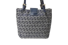 画像をギャラリービューアに読み込む, FENDI フェンディ マンマバケット トートバッグ ハンドバッグ ズッキーノ ネイビー コットンキャンバス シルバー金具 中古 4b001755
