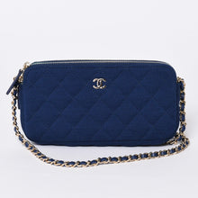 画像をギャラリービューアに読み込む, 新品同様品 CHANEL シャネル チェーンウォレット 28番台 マトラッセ ココマーク ネイビーブルー ゴールド金具 中古 4a001627