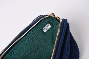 Like new item CHANEL Chanel chain wallet 28 series Matelasse Coco mark navy blue gold hardware used 4a001627