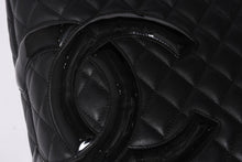 画像をギャラリービューアに読み込む, CHANEL シャネル カンボンライン ラージトートバッグ 10番台 ココマーク ラムスキン パテントレザー ブラック 美品 中古 4a001678
