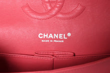 画像をギャラリービューアに読み込む, 新品同様 CHANEL シャネル マトラッセ25 Wフラップ Wチェーンショルダーバッグ A01112 10番台 ココマーク キャビアスキン 中古 4a001776