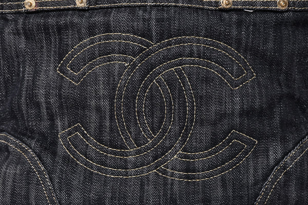 CHANEL Sparkling Denim Tote Bag Denim Fabric Indigo A31985 Gold Hardware Good Condition Used 4a001624