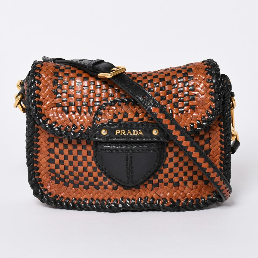 PRADA プラダ 編み込み マドラス ショルダーバッグ 三角プレート ブラウン ブラック 美品 中古 4a001621