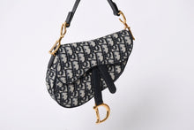 画像をギャラリービューアに読み込む, 新品同様 Christian Dior クリスチャンディオール Saddle Bag Mini サドルバッグ ミニ 2WAYバッグ M0456CTZQ オブリーク 中古 4a000726