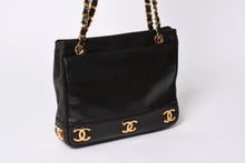 画像をギャラリービューアに読み込む, CHANEL シャネル トリプルココ チェーンショルダーバッグ A03675 ブラック 黒 ゴールド金具 良品 中古 4a001636