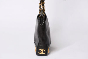 CHANEL Triple Coco Chain Shoulder Bag A03675 Black Gold Hardware Good Used 4a001636