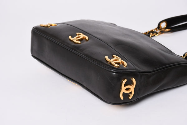 CHANEL Triple Coco Chain Shoulder Bag A03675 Black Gold Hardware Good Used 4a001636