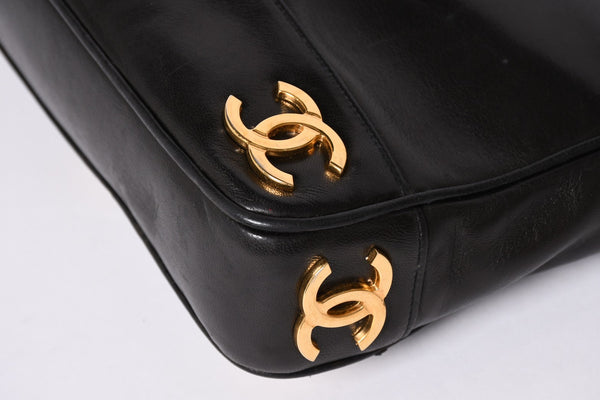 CHANEL Triple Coco Chain Shoulder Bag A03675 Black Gold Hardware Good Used 4a001636