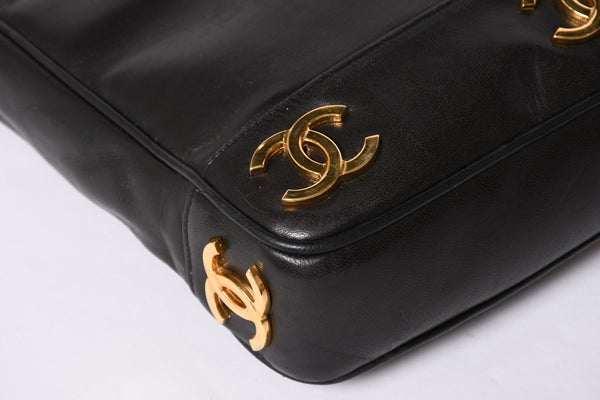 CHANEL Triple Coco Chain Shoulder Bag A03675 Black Gold Hardware Good Used 4a001636