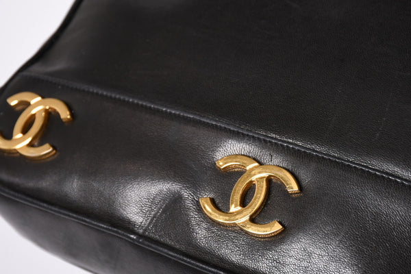 CHANEL Triple Coco Chain Shoulder Bag A03675 Black Gold Hardware Good Used 4a001636