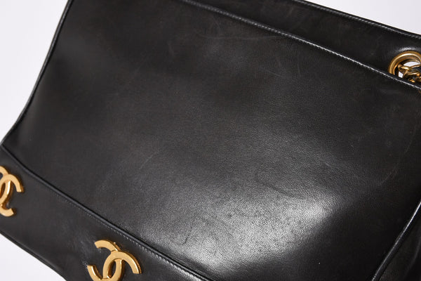 CHANEL Triple Coco Chain Shoulder Bag A03675 Black Gold Hardware Good Used 4a001636