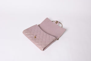 Very Good Condition CHANEL Chanel Matelasse Flap Bag Shoulder Bag 20th Series Iridescent Pink Gold Hardware Good Condition Used 4a001604