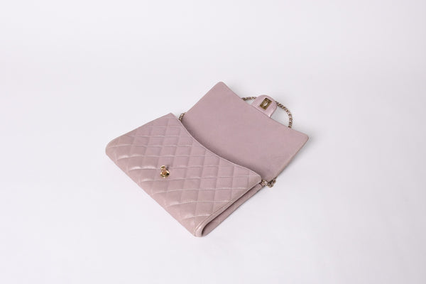 Very Good Condition CHANEL Chanel Matelasse Flap Bag Shoulder Bag 20th Series Iridescent Pink Gold Hardware Good Condition Used 4a001604