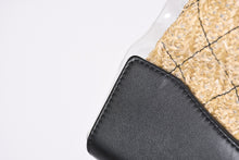 画像をギャラリービューアに読み込む, 新品同様 CHANEL シャネル 2WAYショルダーバッグ ココマーク ビニール リネン ラムスキン ビニール 27番台 ブラック シルバー金具 中古 4a001706