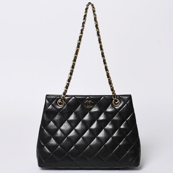 Very Good Condition CHANEL Chanel Matelasse Chain Shoulder Bag No. 5 Chain Shoulder Bag Black Gold Hardware Lambskin Used 4a001614