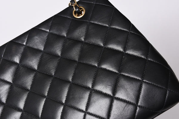 Very Good Condition CHANEL Chanel Matelasse Chain Shoulder Bag No. 5 Chain Shoulder Bag Black Gold Hardware Lambskin Used 4a001614