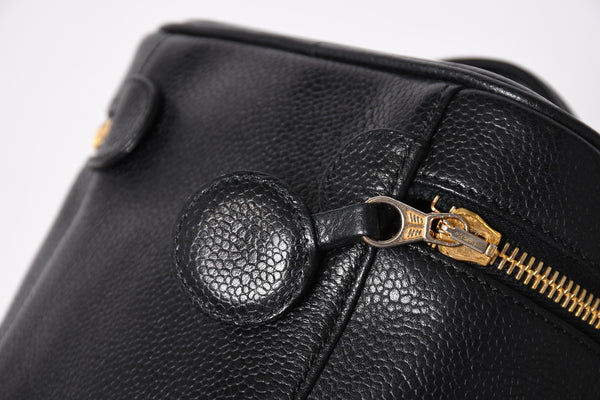 CHANEL シャネル バニティバッグ ハンドバッグ 4番台 ココマーク キャビアスキン ブラック ゴールド金具 美品 中古 4a005781