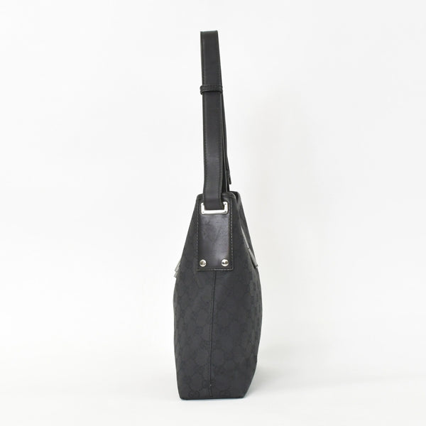 Very Good Condition GUCCI One Shoulder Hobo Handbag 110291 204991 GG Canvas Black Used 4a002006