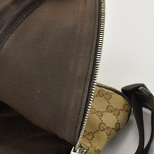 Load image into Gallery viewer, GUCCI グッチ GGキャンバスバックパック リュック ブラウン ベージュ 刻印入りレザー 449906 213048 GGパターン 美品 中古 4a002071