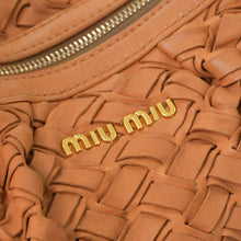 Load image into Gallery viewer, 極美品 MIU MIU ミュウミュウ イントレチャート2Wayレザーショルダー フリンジホーボーバッグ ブラウン ラムスキン レザー ゴールド金具 MIU121031C 中古 4a002109