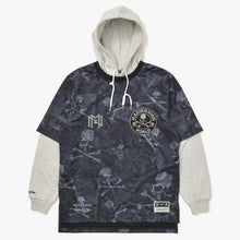 画像をギャラリービューアに読み込む, 新品同様 Mitchell&amp;Ness ミッチェルアンドネス × マスターマインドワールド コラボレーション プリントフーデッドジャージー スカル ボーン カモフラージュ Lサイズ 中古 4a002180