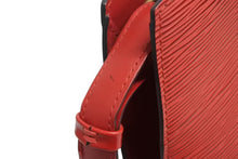画像をギャラリービューアに読み込む, LOUIS VUITTON ルイヴィトン エピ クリュニー ショルダーバッグ M52257 カスティリアンレッド エピレザー 良品 中古 4b002212