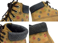 Load image into Gallery viewer, TIMBERLAND ティンバーランド 6inchブーツ イエローブーツ マルチカラー ロゴ総柄 キッズ サイズ17.5cm 良品 中古 4b000226