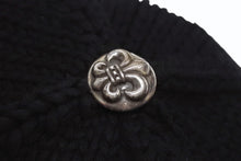 画像をギャラリービューアに読み込む, CHROME HEARTS クロムハーツ BSフレア レザーパッチ カシミヤ ニットキャップ ビーニー フレアボール ブラック サイズOS 美品 中古 4b002358