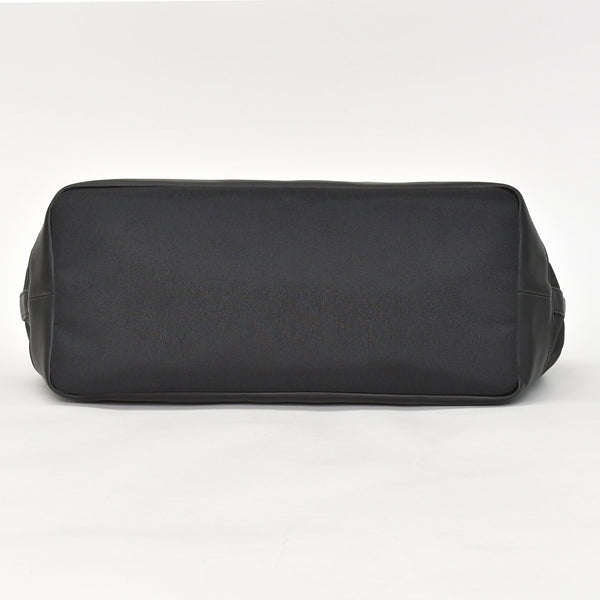 極美品 YVES SAINT LAURENT イヴサンローラン ブラック トートバッグ ハンドバッグ カーフレザー シルバー金具 中古 4a002504